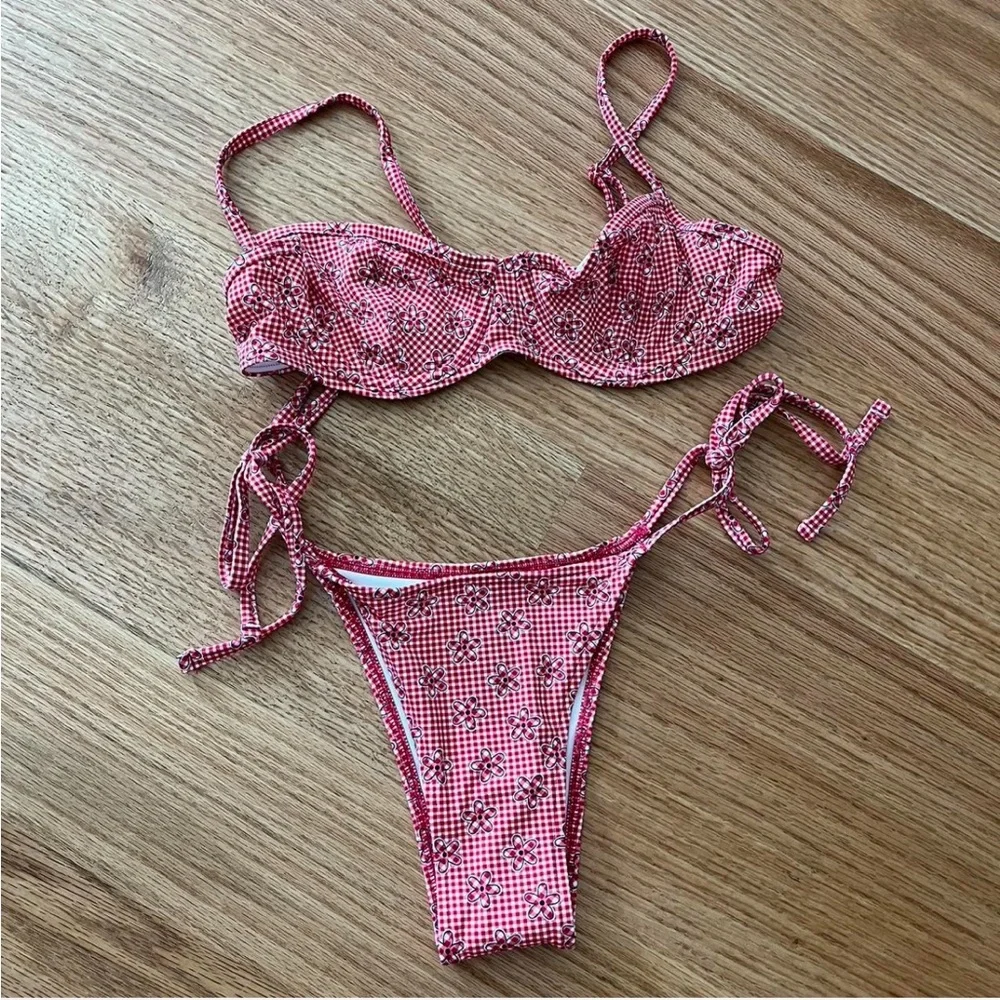 Frankie's bikinis set